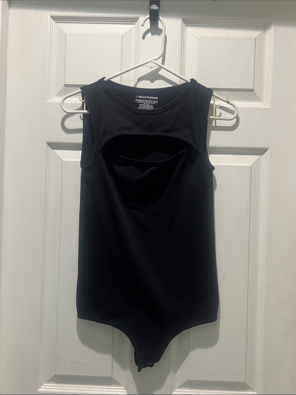 Bella Seamless Black Sleeveless Cutout Bodysuit